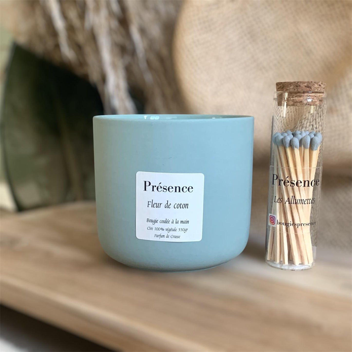 bougie fleur de coton vert paon 330g