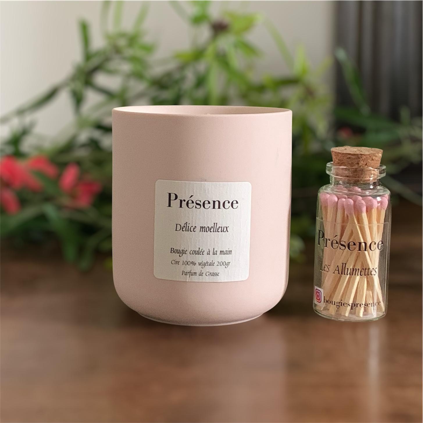 bougie delice moelleux rose poudre 200g